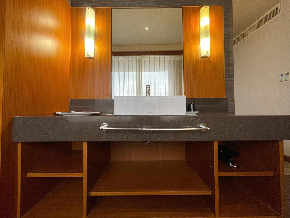 Guide Hotel Hsinchu Zhongyang Exterior foto