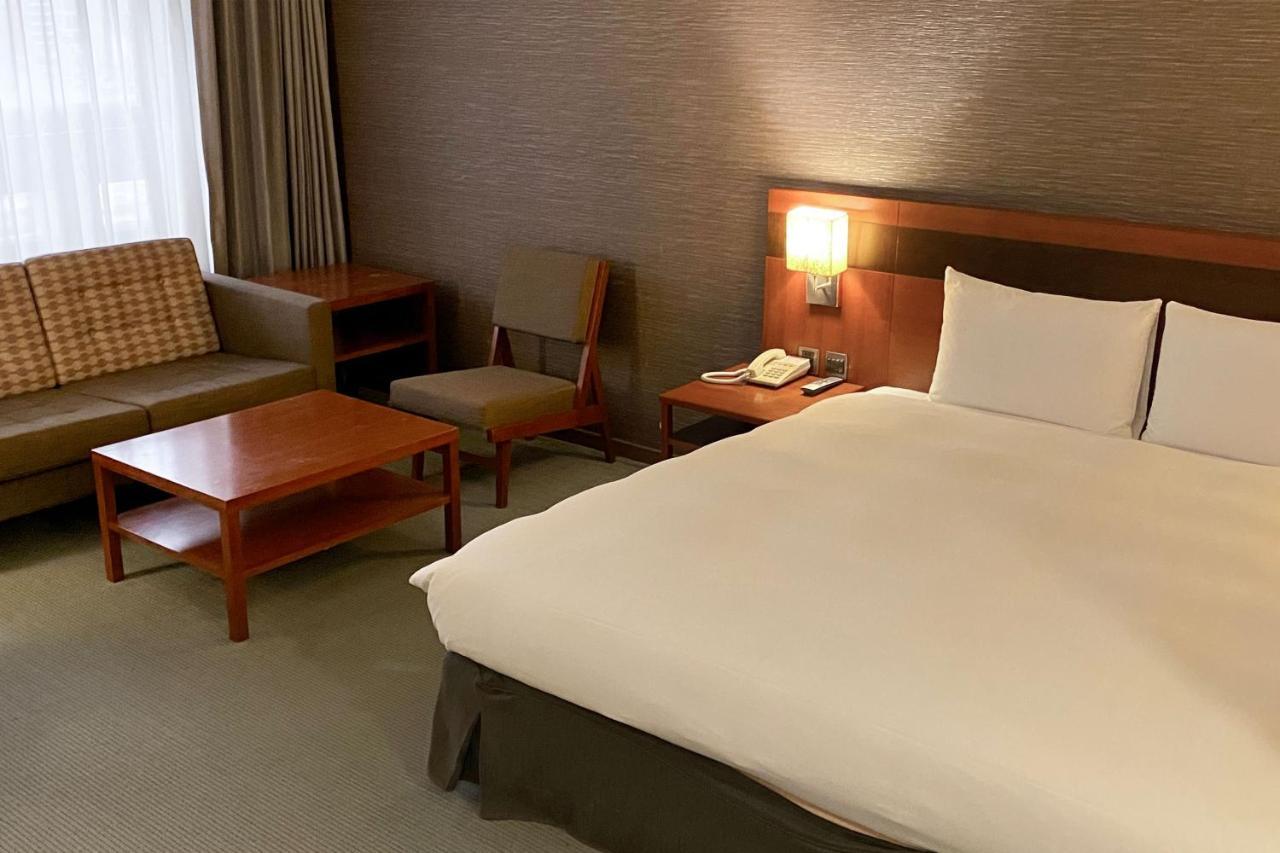 Guide Hotel Hsinchu Zhongyang Exterior foto